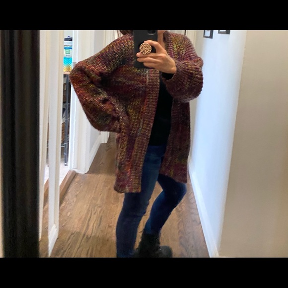 ‼️Oversized Cardigan Sweater‼️ - Picture 4 of 4